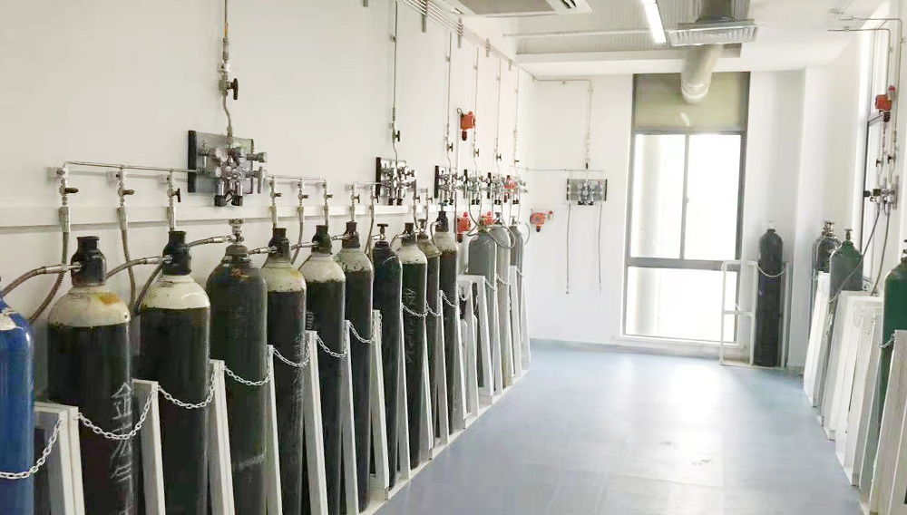 關(guān)于實(shí)驗(yàn)室集中供氣系統(tǒng)的設(shè)計(jì)和安裝